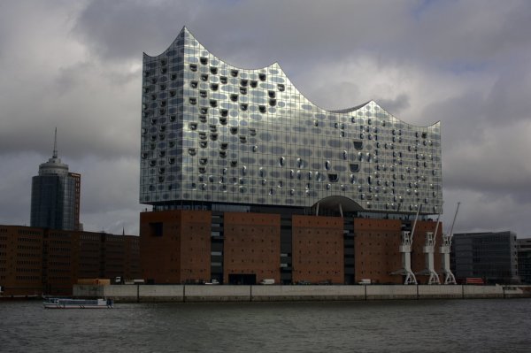 73 Elbphilharmonie Horizontal Farbig