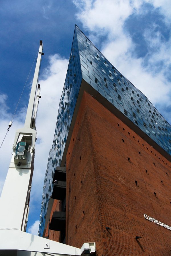 50 Elphi Spitze Vertikal